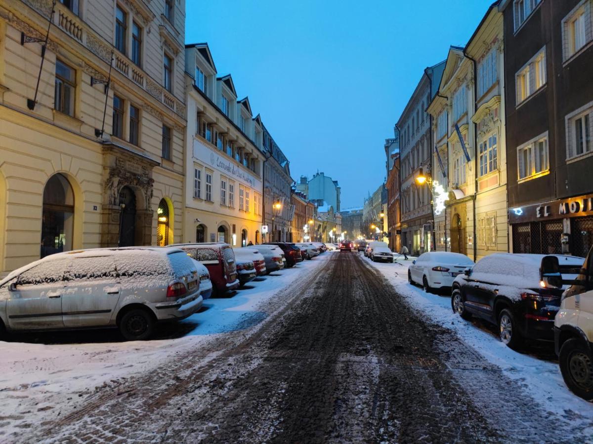 Loong Refresh Old Town Daire Prag Dış mekan fotoğraf